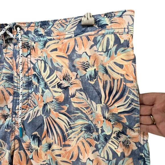 Tommy Bahama Baja Hacienda Swim Trunks Mens L Blue Orange Floral Print UPF 30 - Picture 5 of 16